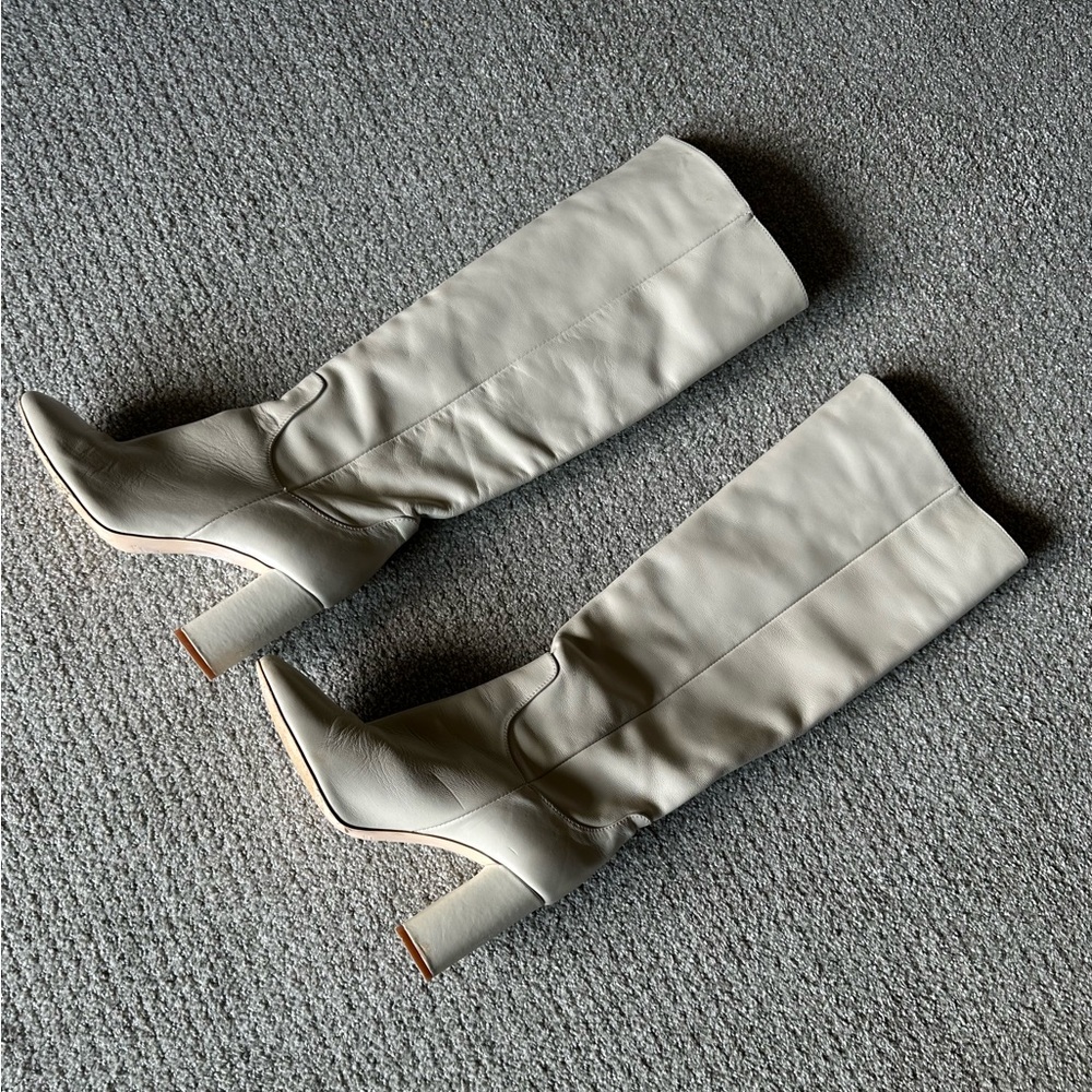 Elegant Gray Knee-High Boots